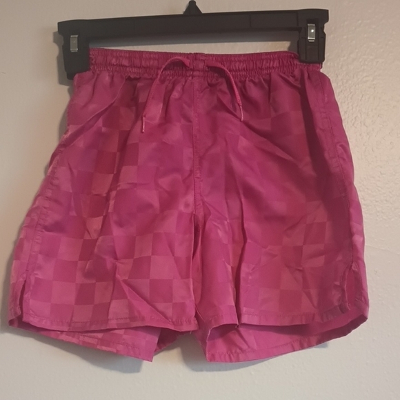 Umbro Other - Umbro Girls Size Small Pink Checkered Athletic Shorts - Soccer Shorts